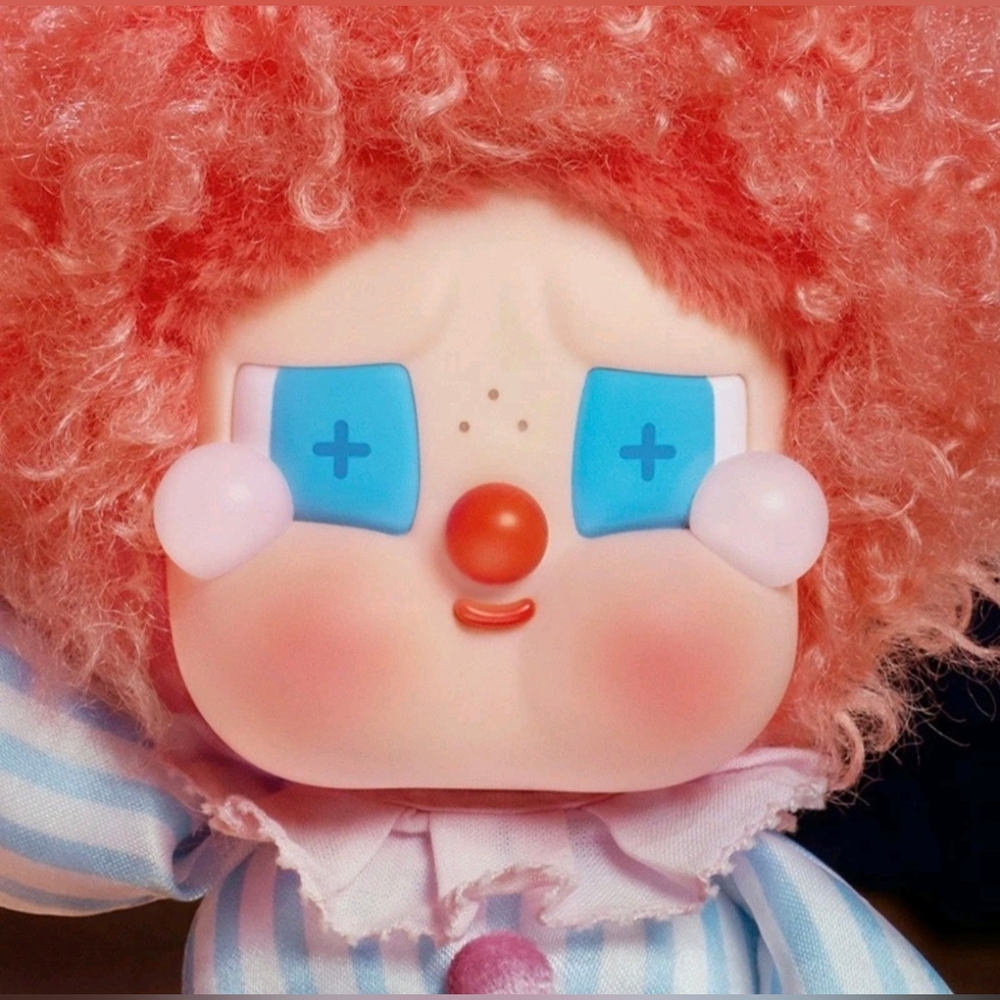 Why So Serious Series "Crybaby" Plush Vinyl Pendant Blister Pack - Picture 8 of 9
